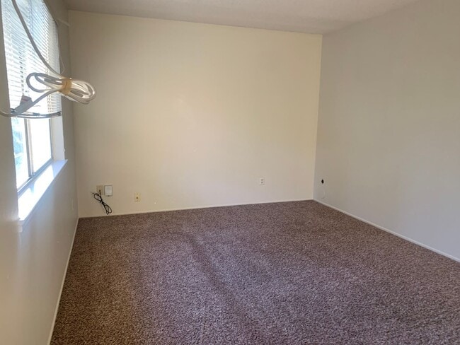 Building Photo - 2868003/60