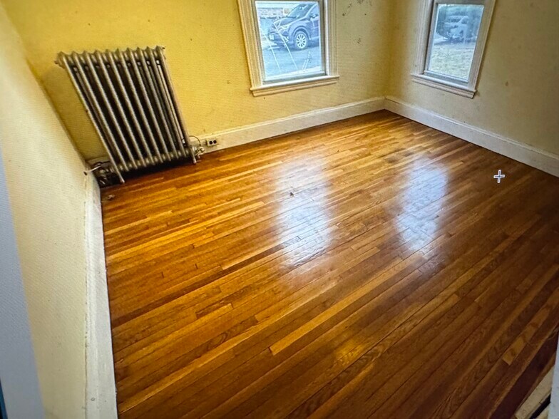 Building Photo - 113 Lanark Rd