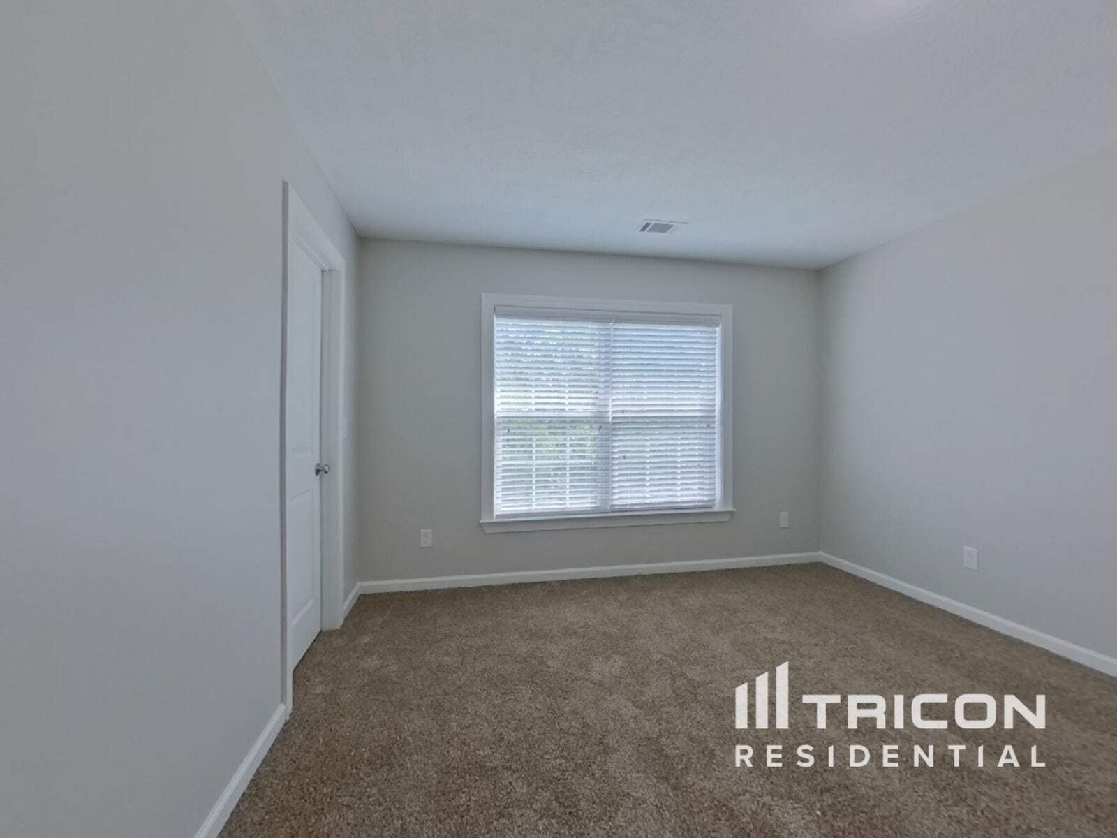 Building Photo - 551 Bunchgrass St