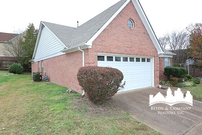 Building Photo - 2189 Rocky Stream Dr