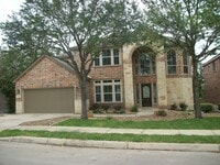 Building Photo - BEAUTIFUL HOME IN A GATED COMMUNITY!
