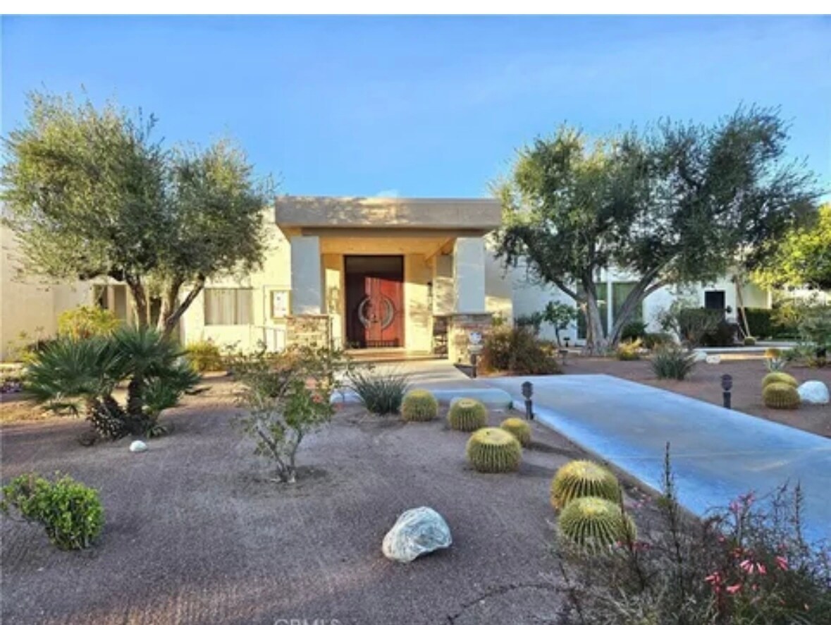 Building Photo - 1515 Spyglass Plz