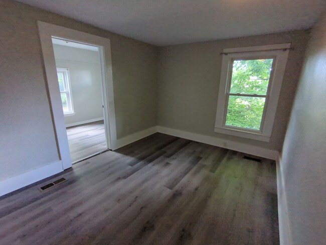 Building Photo - Rossville 2-Bedroom House