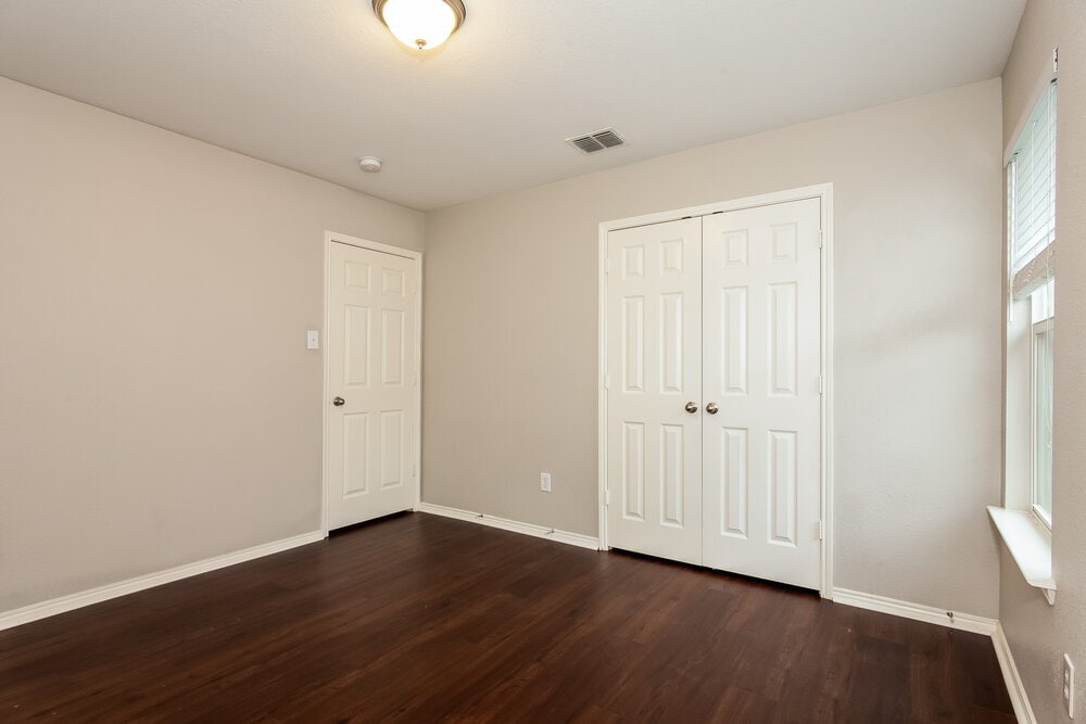 Building Photo - 16904 Fenwick Ct