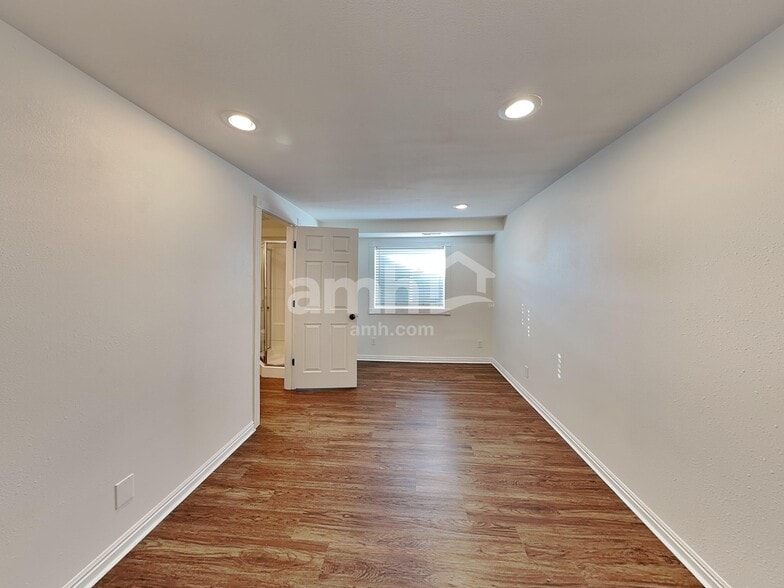 Building Photo - 6514 S 4195 W