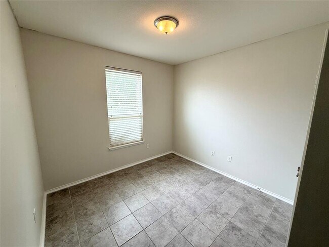 Building Photo - 12813 Stoney Ridge Bend