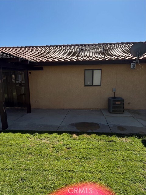 Building Photo - 27290 Outrigger Ln