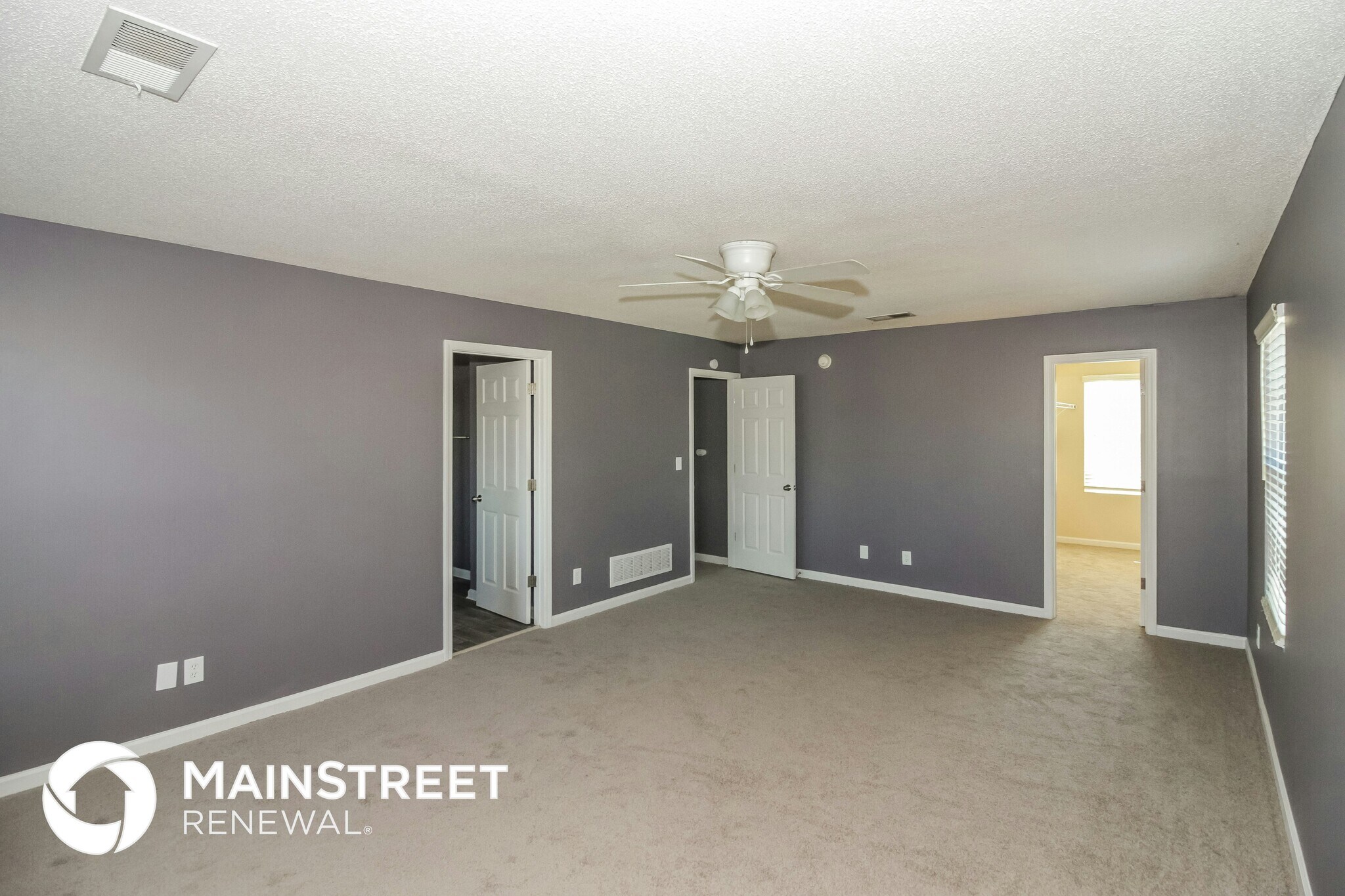 Building Photo - 10056 Chariden Dr