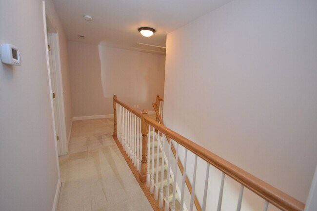 Building Photo - 114 Prestonian Pl