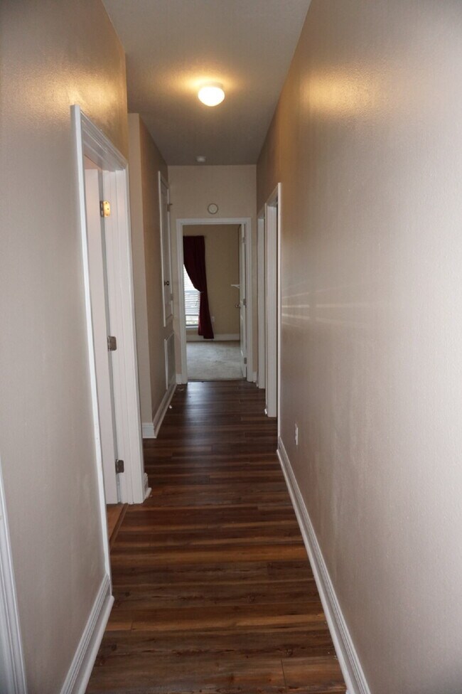 Building Photo - Crestview: 4 Bedrooms in Liberty Oaks