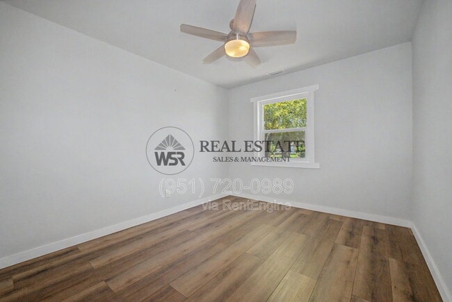 Building Photo - 1030 E Brockton Ave