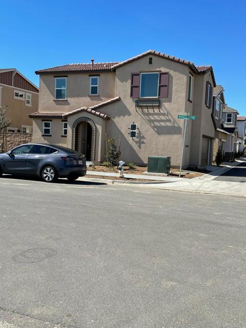 Building Photo - 28325 Via Moscotel