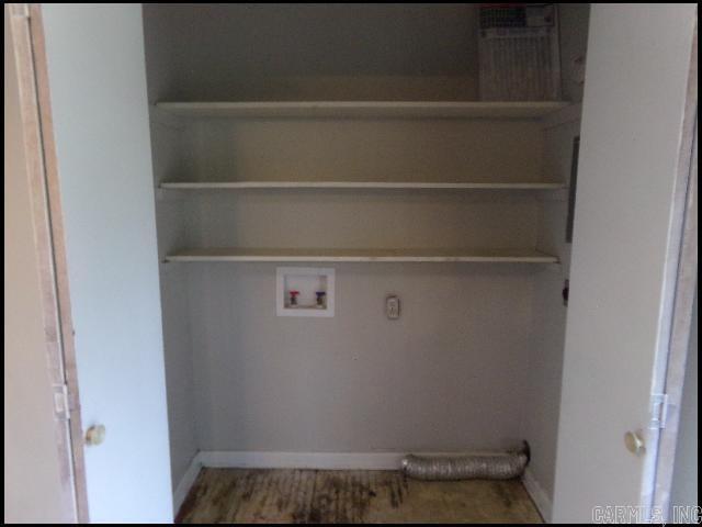 Building Photo - 6817 Archwood Dr