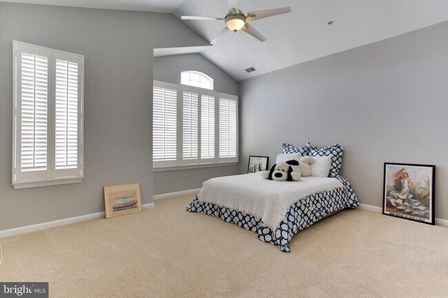 Building Photo - 7021 Haycock Rd