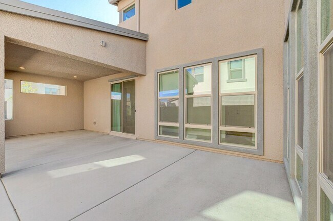 Building Photo - 10280 Timberline Valley Ave