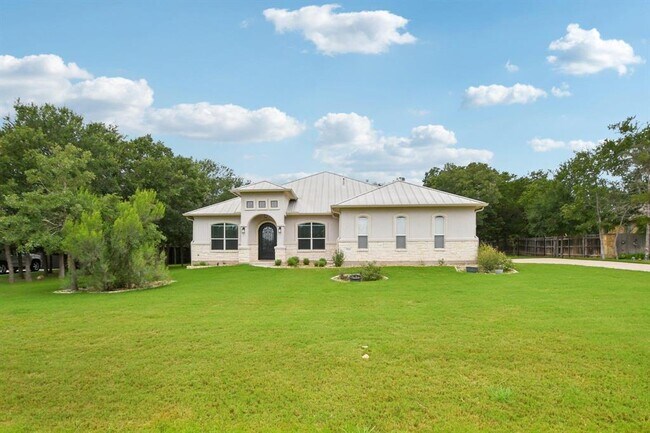 Building Photo - 124 Abamillo Dr