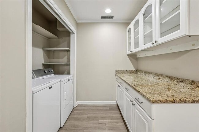 Building Photo - 103 La Rue Pl NW