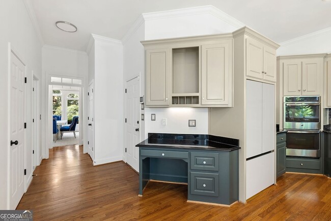 Building Photo - 5170 Deerlake Dr