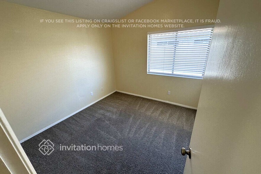 Building Photo - 775 S Lanus Dr