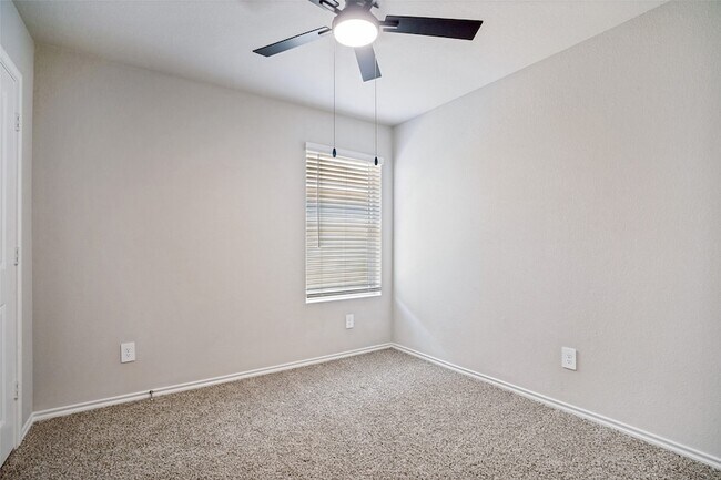 Building Photo - 5509 Flannel Ln