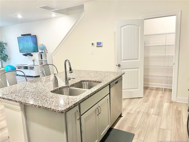 Building Photo - 1206 Oakchest Ct