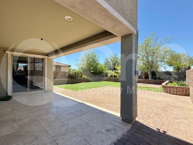 Building Photo - 10169 W Los Gatos Dr