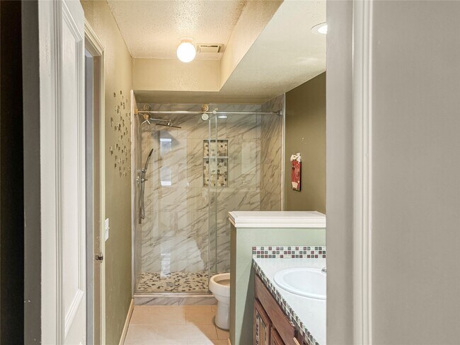Building Photo - 4703 Cashel Glen Dr
