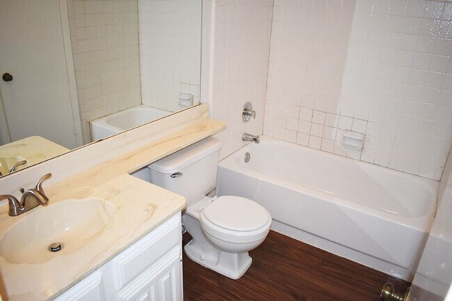 Building Photo - 2011 Via Sonoma Via