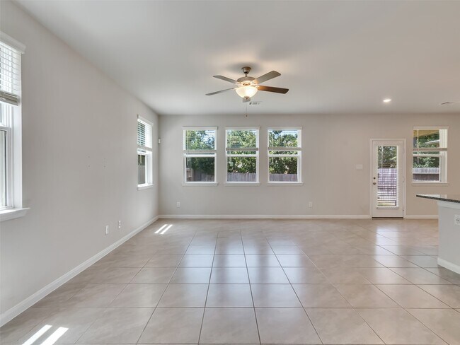 Building Photo - 7087 Silverleaf Oak St