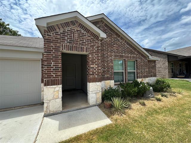 Building Photo - 2208 San Jacinto Wy