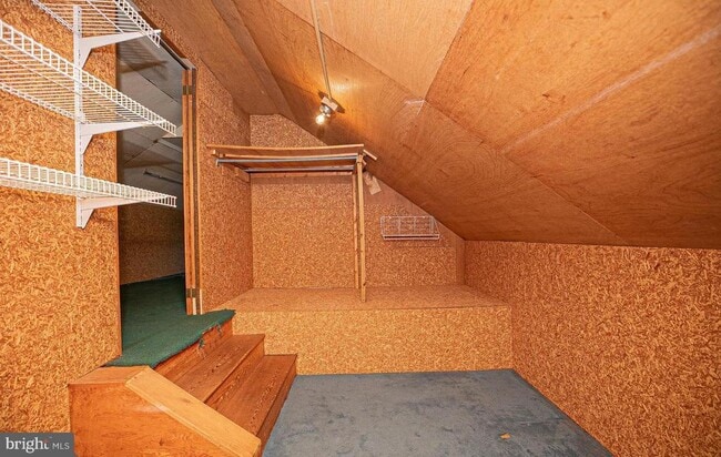 Building Photo - 526 Williams Rd