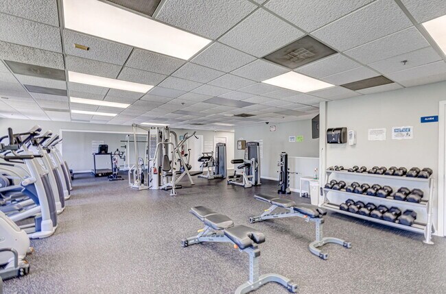 Building Photo - 1891 Oak Berry Cir