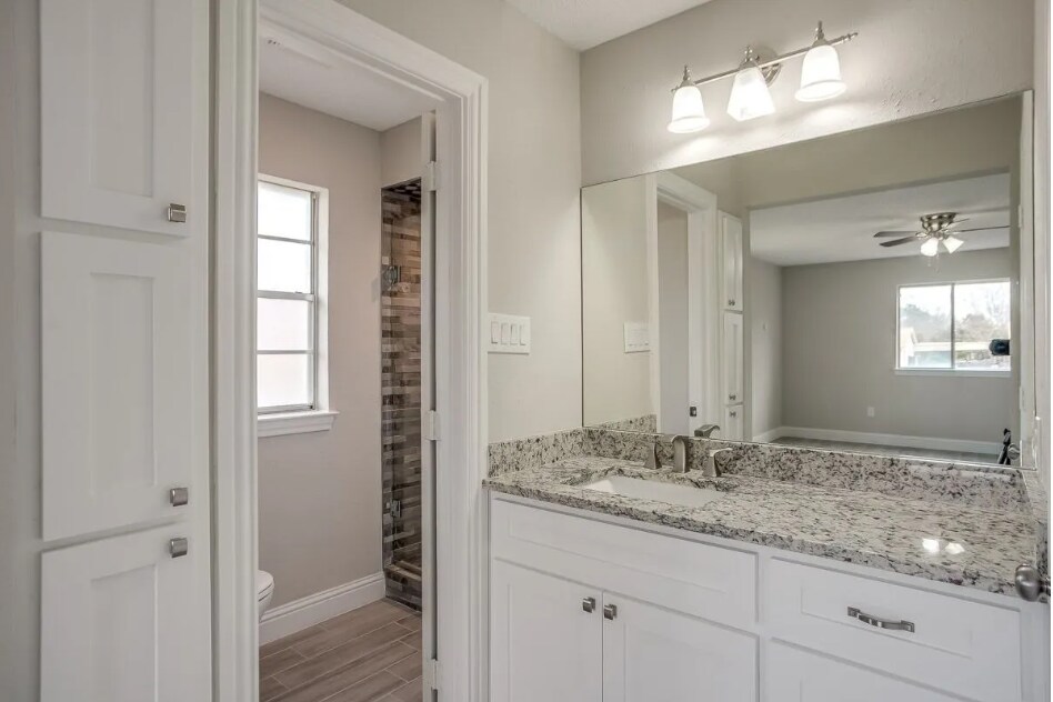 Primary Bathroom - 2311 Blackhaw Ct