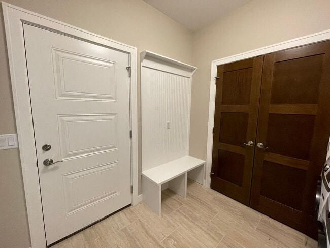 Building Photo - Available Now! $350 OFF FIRST MONTHS RENT! 3 Bed 2 Bath Beautiful New Construction Townhome in He...