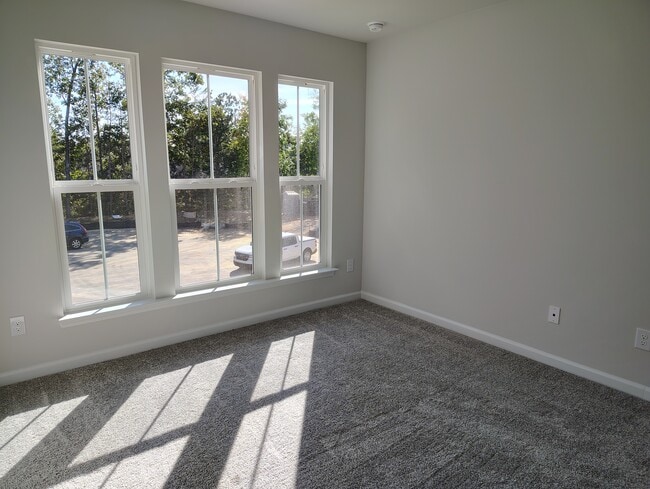 Building Photo - 928 Lampton Ct