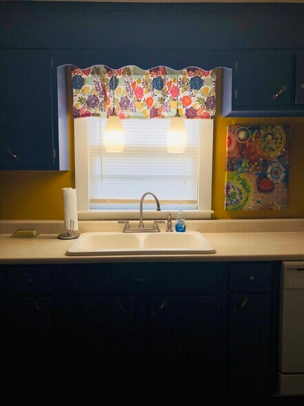 Building Photo - 6592 Moores Mill Rd