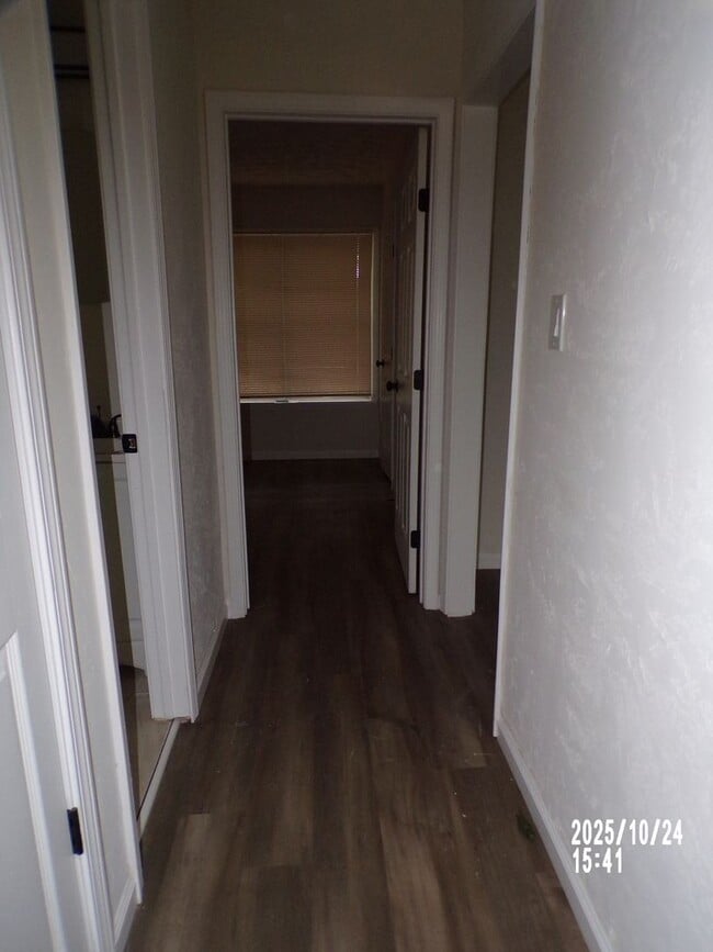 Building Photo - Fantastic redo