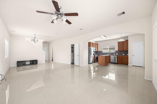 Building Photo - 7502 Autumn Sun Dr