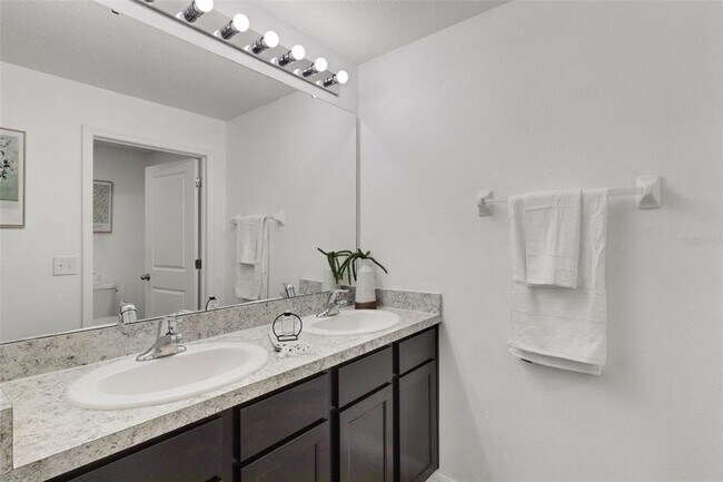 Building Photo - 232 Tierra Verde Way