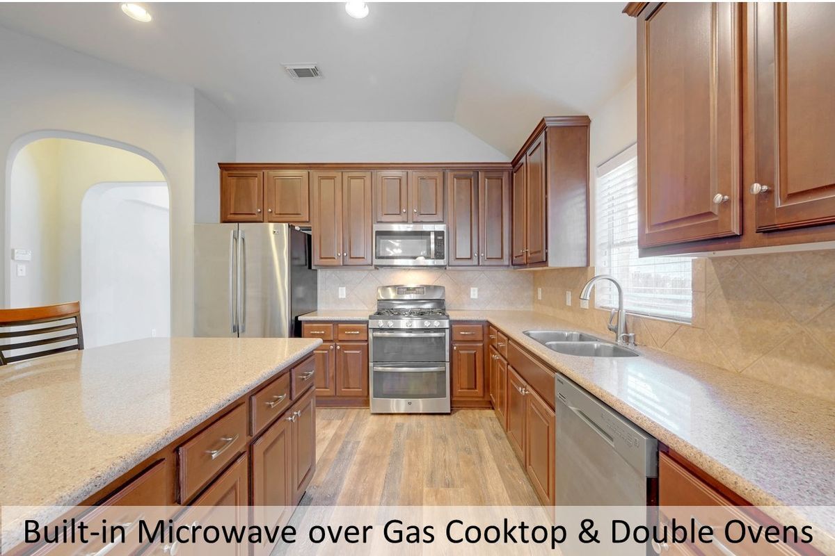 Building Photo - 2605 Salorn Way