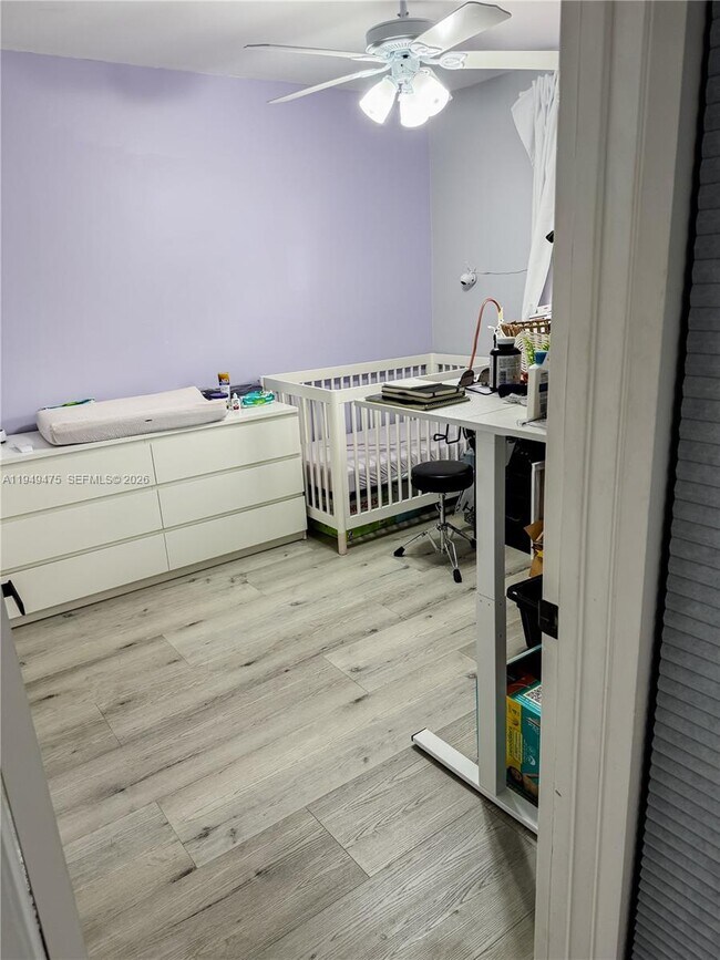 Building Photo - 841 NE 207th Ln