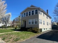 Building Photo - 133 Willowdale Ave