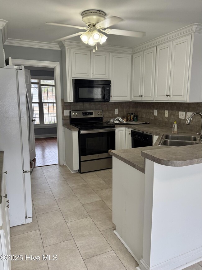 Building Photo - 4410 Cam Strader Dr NW