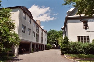 Building Photo - Clarke Court