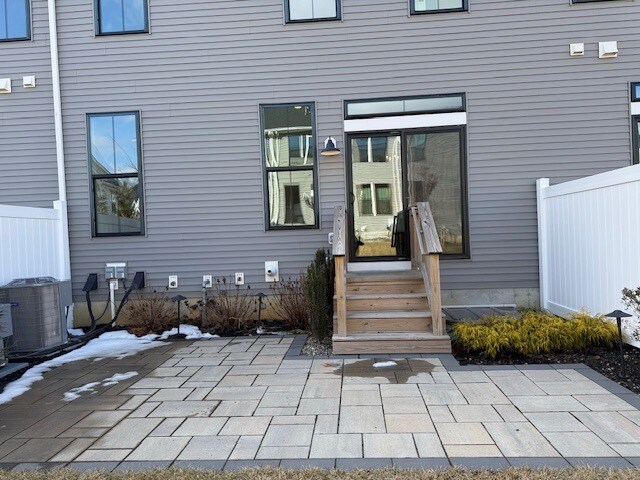 Building Photo - 11 Cloverleaf Ln