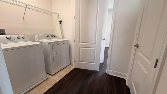 Building Photo - 14038 Millington St