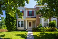 Building Photo - 11579 Bertram St