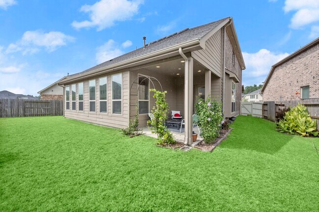 Building Photo - 10054 Black Maple Dr