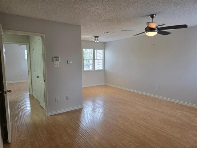 Building Photo - 6011 Longley Ct