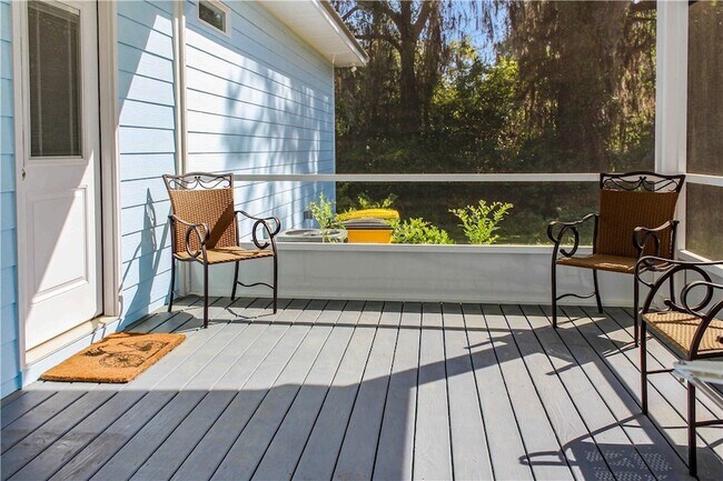 Building Photo - 905 Wayne St